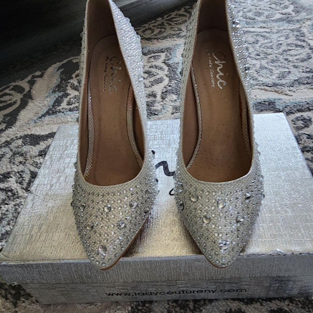 BNIB Lady Couture high heels